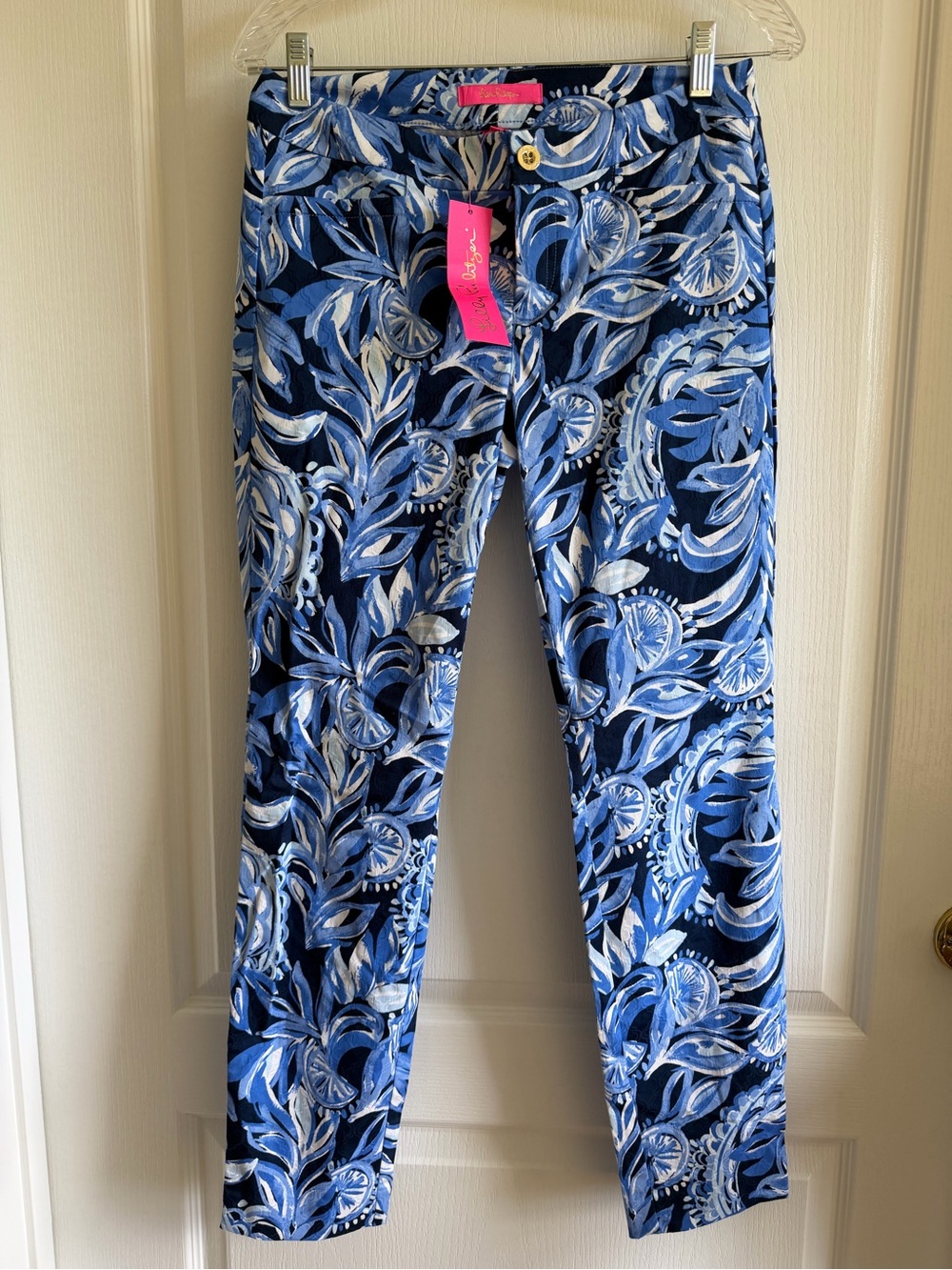Lilly Pulitzer Navy and Light Blue Floral Stretch Pants